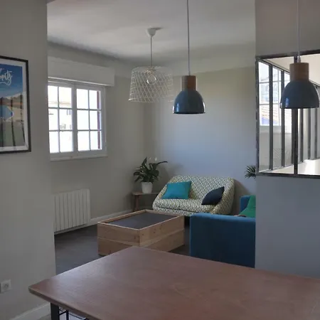 Lasaia Jaws Biarritz